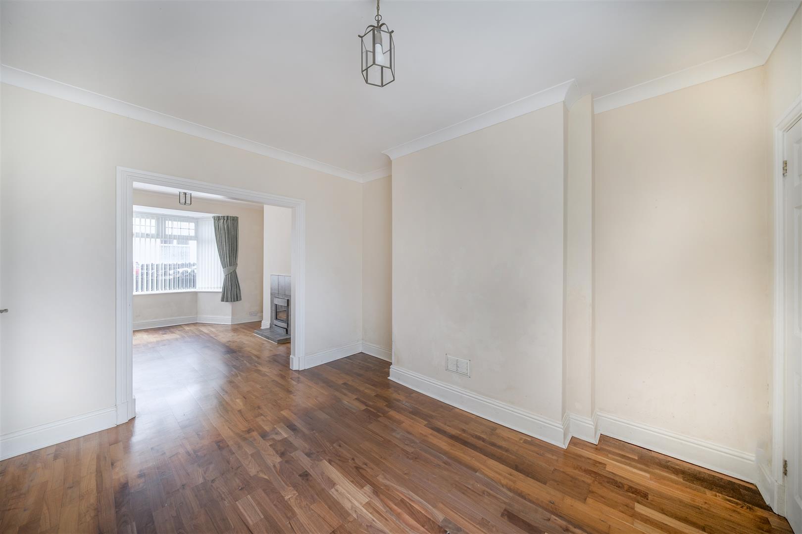 Manor Road, Manselton, Swansea, SA5 9PN